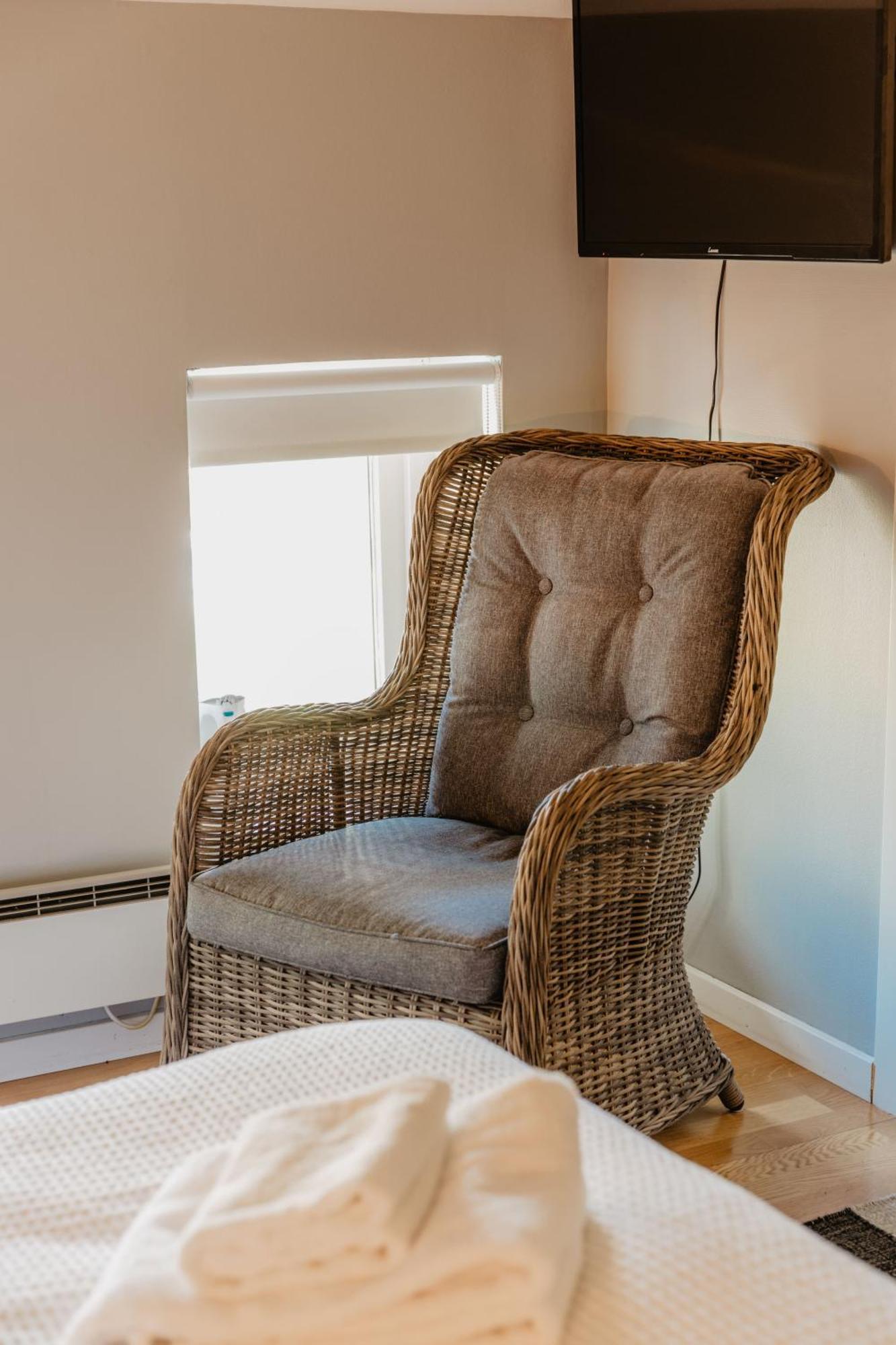 Slottsparken Motel Huskvarna Ngoại thất bức ảnh