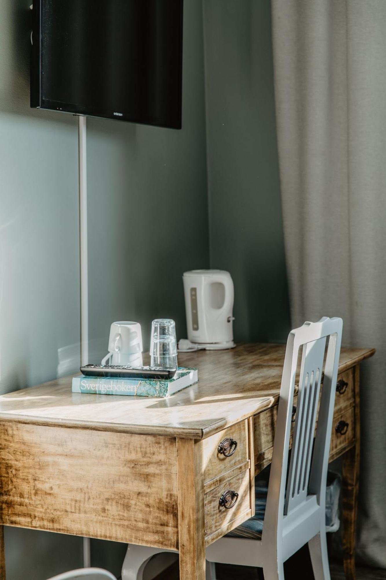 Slottsparken Motel Huskvarna Ngoại thất bức ảnh